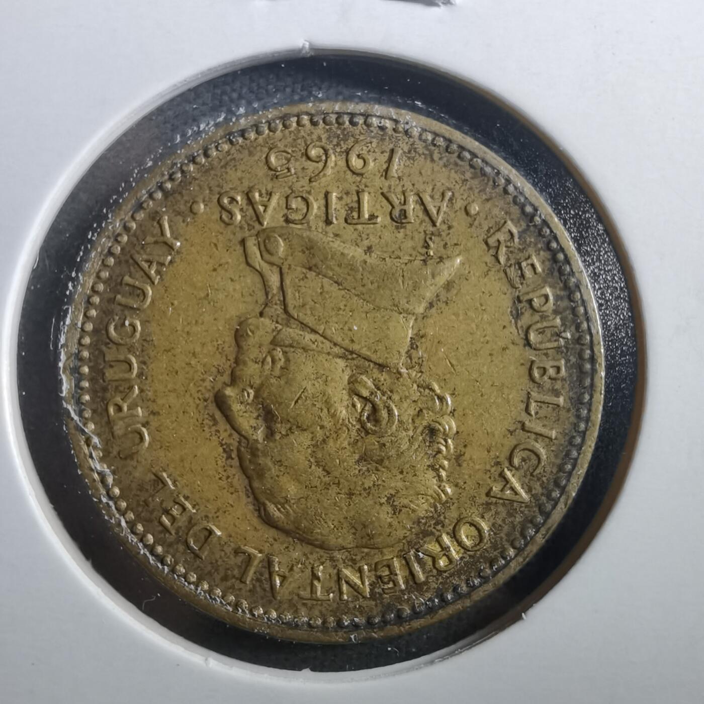 沼泽如烟--第899场 乌拉圭1965年5比索