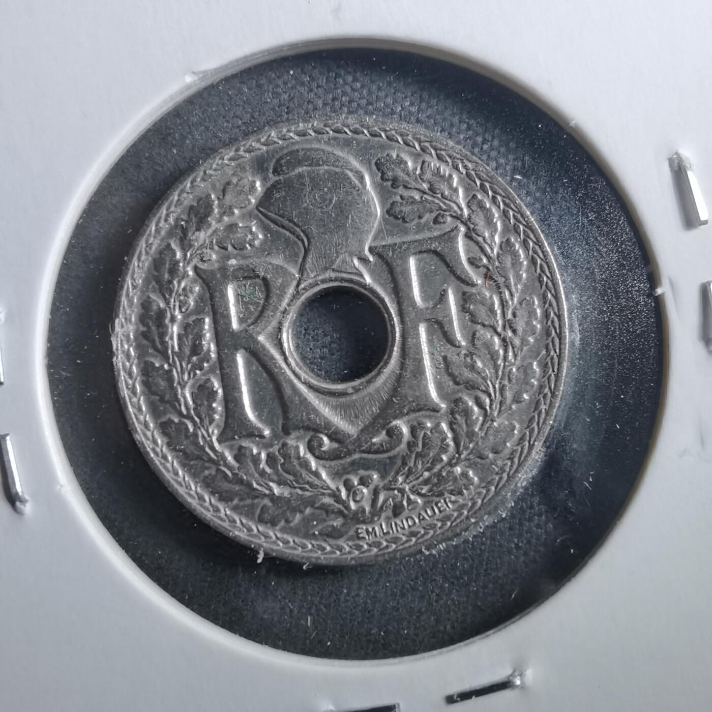 沼泽如烟--第899场 法国1937年十分