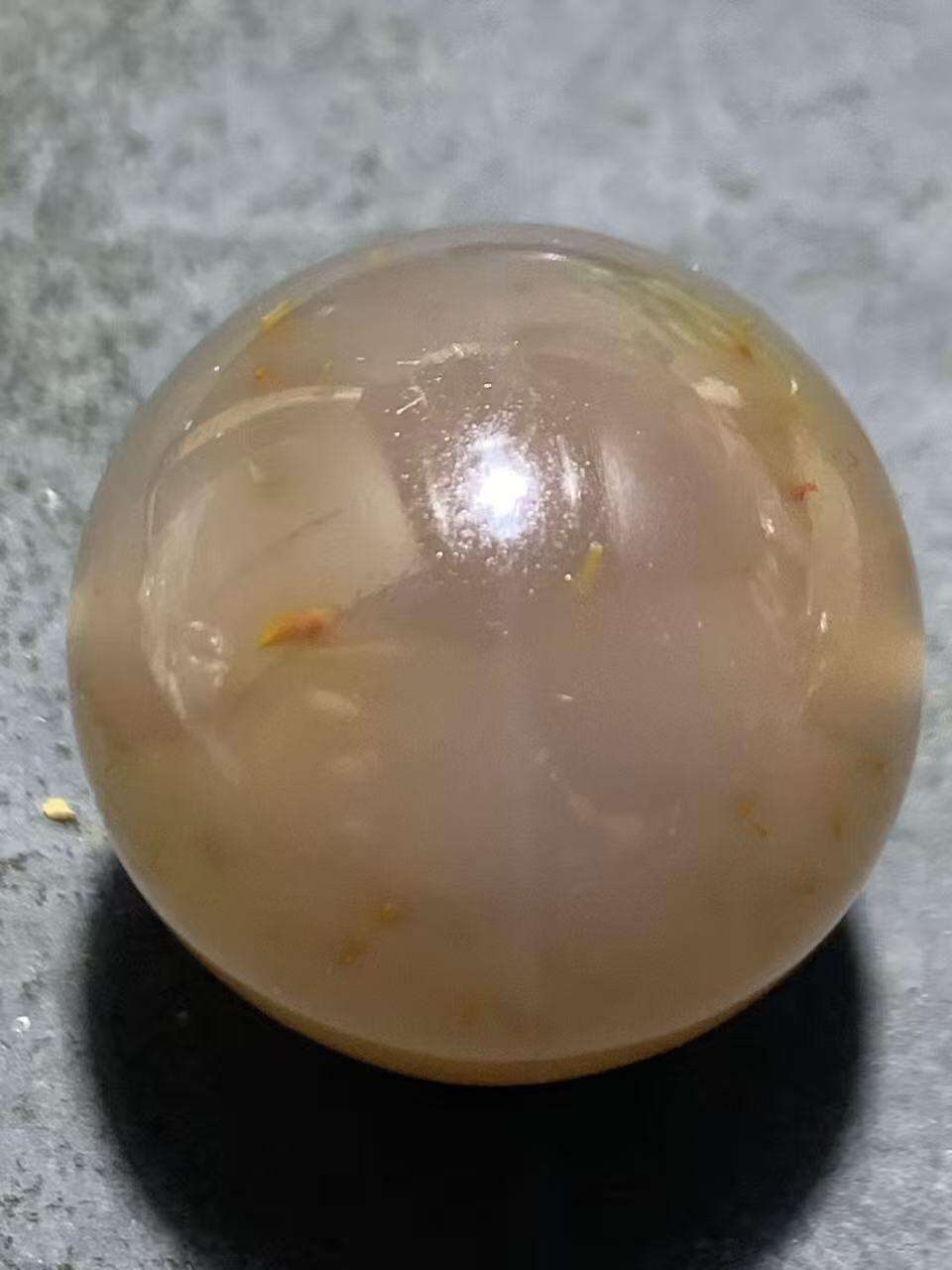 精美冻料草花纹高玉化战国红玛瑙圆珠一颗