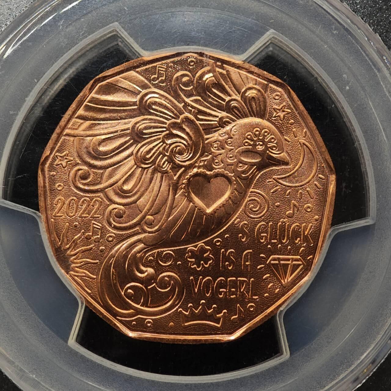 【淘币小摊】实时拍第七百九十五拍   银币套币场   满百包邮可预留二周 每周一统一发货   （少见）2022年奥地利5欧银铜币封装 新年系列-幸福是只鸟 8.41克925银 银币发行量5万 银币PCGS MS70冠军分 铜币PCGS MS69RD