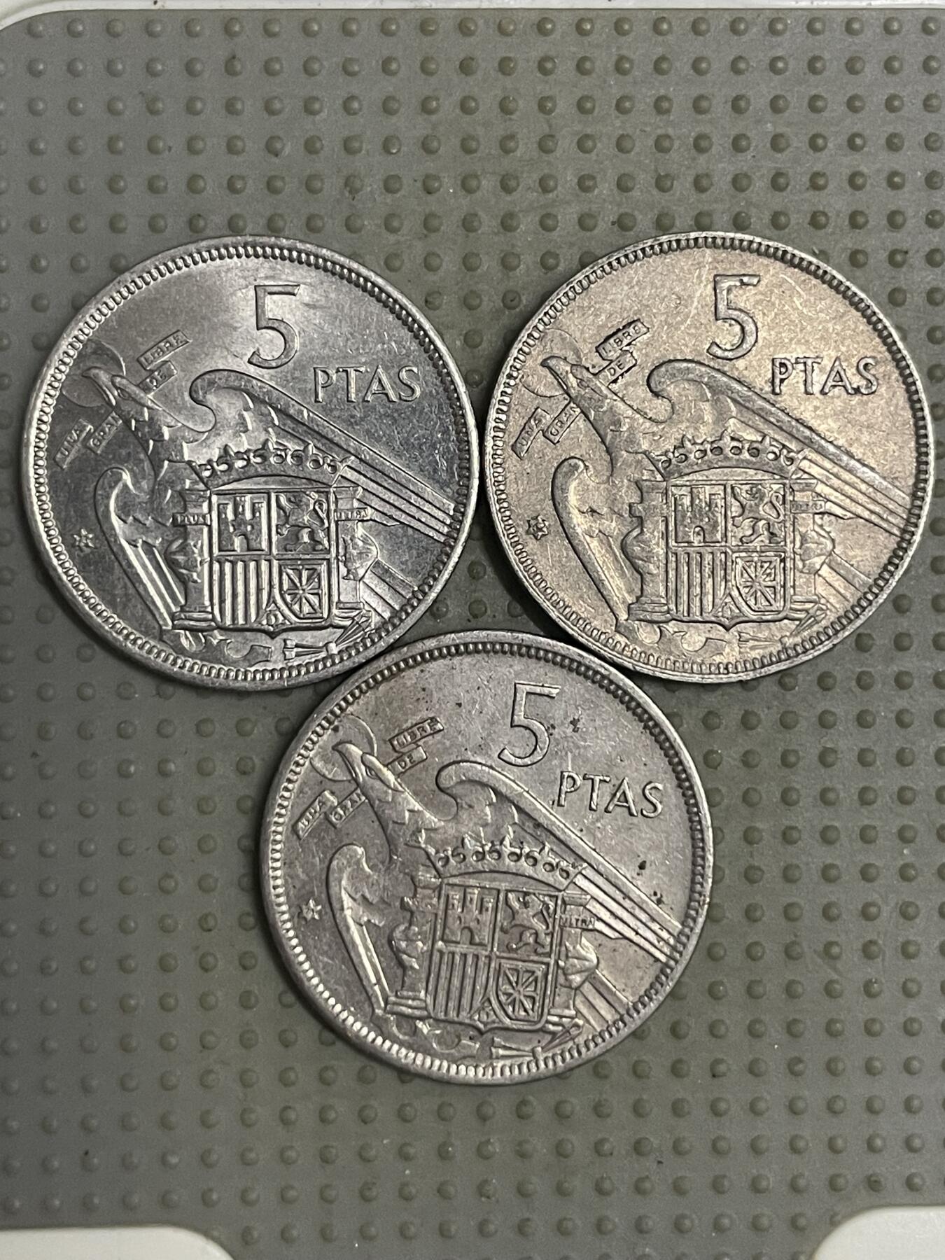 2025年第110场各国散币拍卖（总第110场） 西班牙1957年版5比赛塔3枚