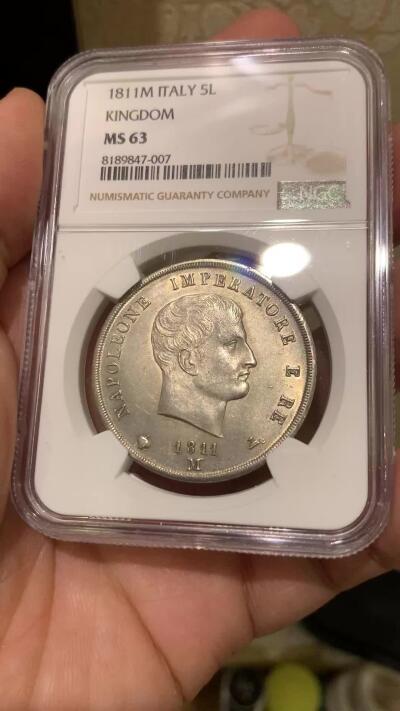 《竞宝斋》第437场 周日，周一2场连拍 （全场包邮） NGC MS63 意大利王国1811 拿破仑5里拉 拿破仑翻越阿尔卑斯山，战胜意大利，铸造的大银币 双面深打几乎没有减重痕 太不容易