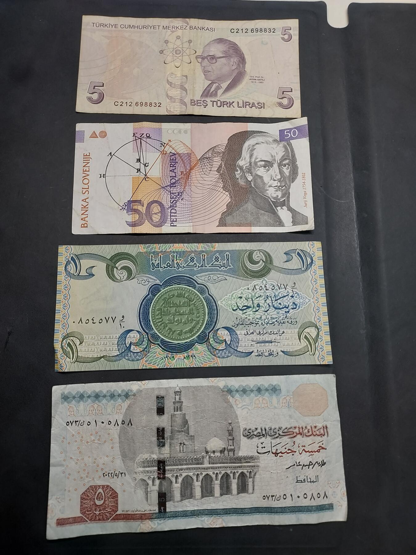 博彦收藏  11月15日 8点 钱币专场 外国纸币4张 流通品