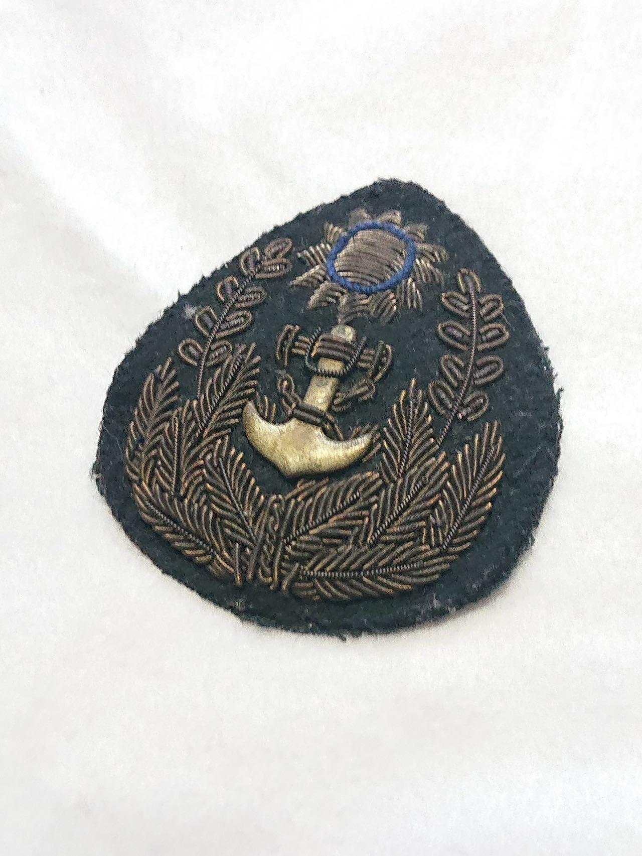 【第壹場】近代勋奖章徽章服饰杂项专场 民国海军金线绣帽徽