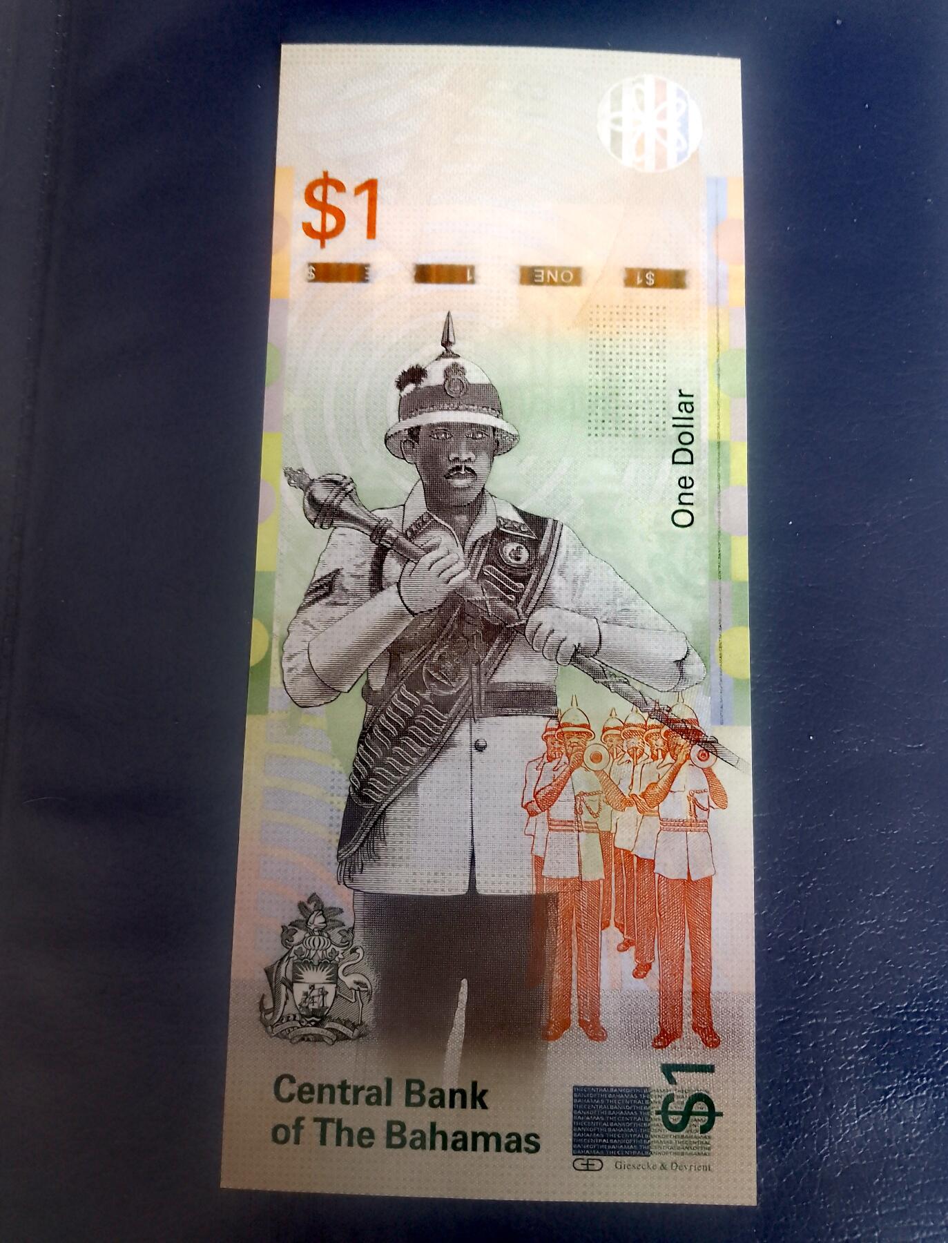 全新巴哈马2017年A冠1元靓品纸币