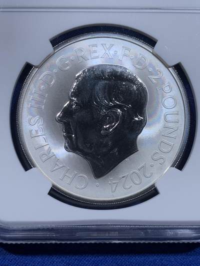 《竞宝斋》第437场 周日，周一2场连拍 （全场包邮） NGC REVERSE PF69 英国2024年不列颠女神2镑1盎司反向精制银币 极少见品种