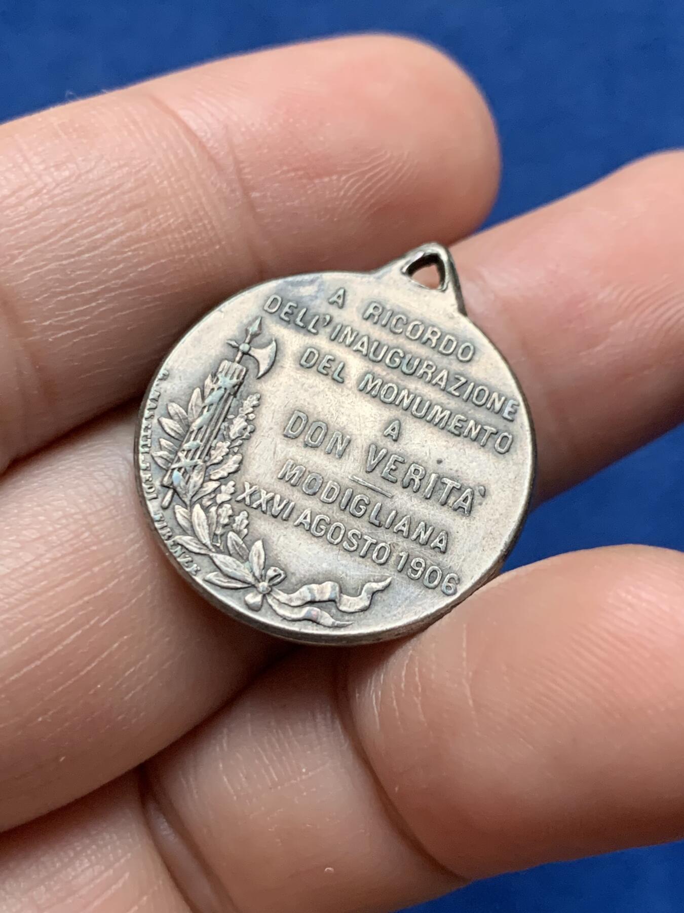 《竞宝斋》第437场 周日，周一2场连拍 （全场包邮） 意大利莫迪吉亚纳艺术文化活动纪念章 6.2克 23.4mm