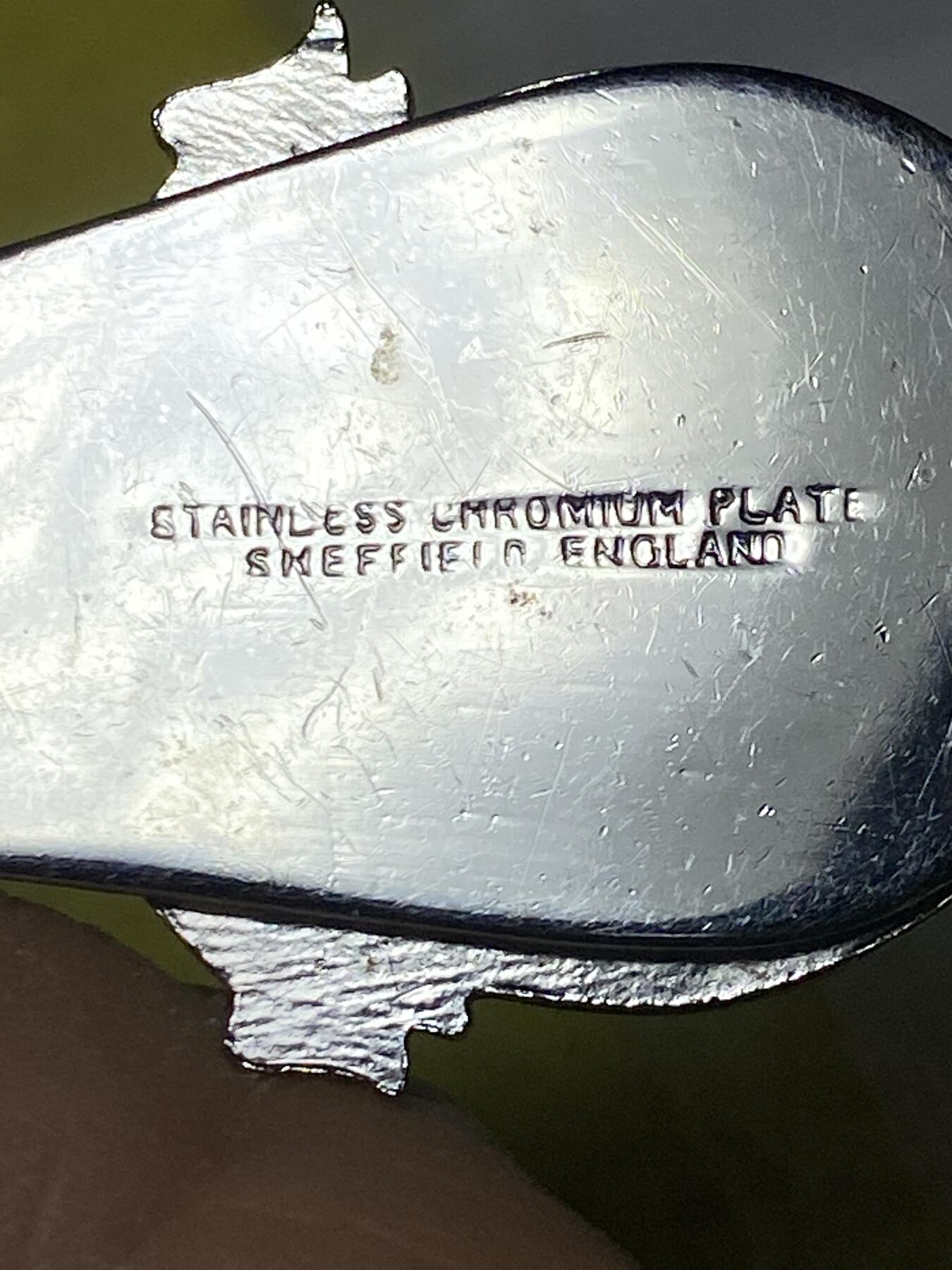 2025年第一百二十七场(总第一百五十三场）外国好品章牌、散币(免佣金) 英国Smeffield品牌不锈钢镀铬材质餐勺，重20.70克