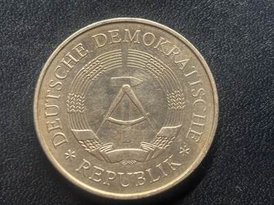 邮泉阁限时拍卖第三十五场 德国硬币专场（硬币在国外。请付邮费6元。） 东德（德意志民主共和国）1969年5马克纪念币