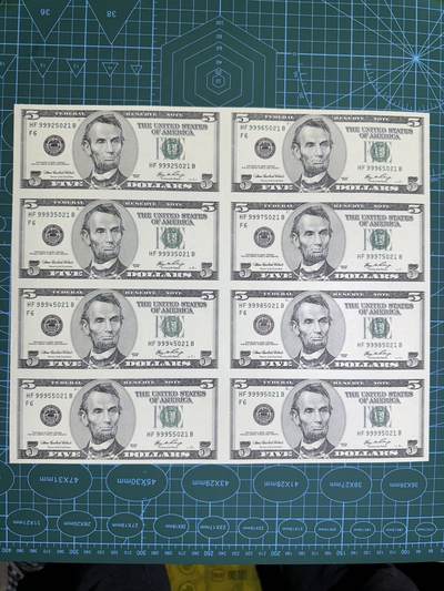 【炜奕收藏】，第五十期 - 2006年美国5美元8连体，UNC品相