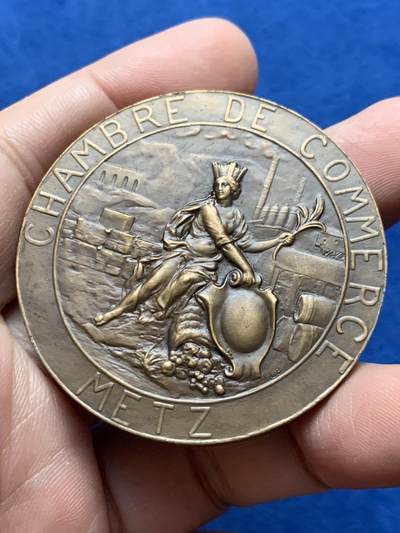 《竞宝斋》第437场 周日，周一2场连拍 （全场包邮） - 法国梅斯洛林地区城市纪念铜章 62.7克 49.8mm 丰饶角铜标 带盒 盒子有损