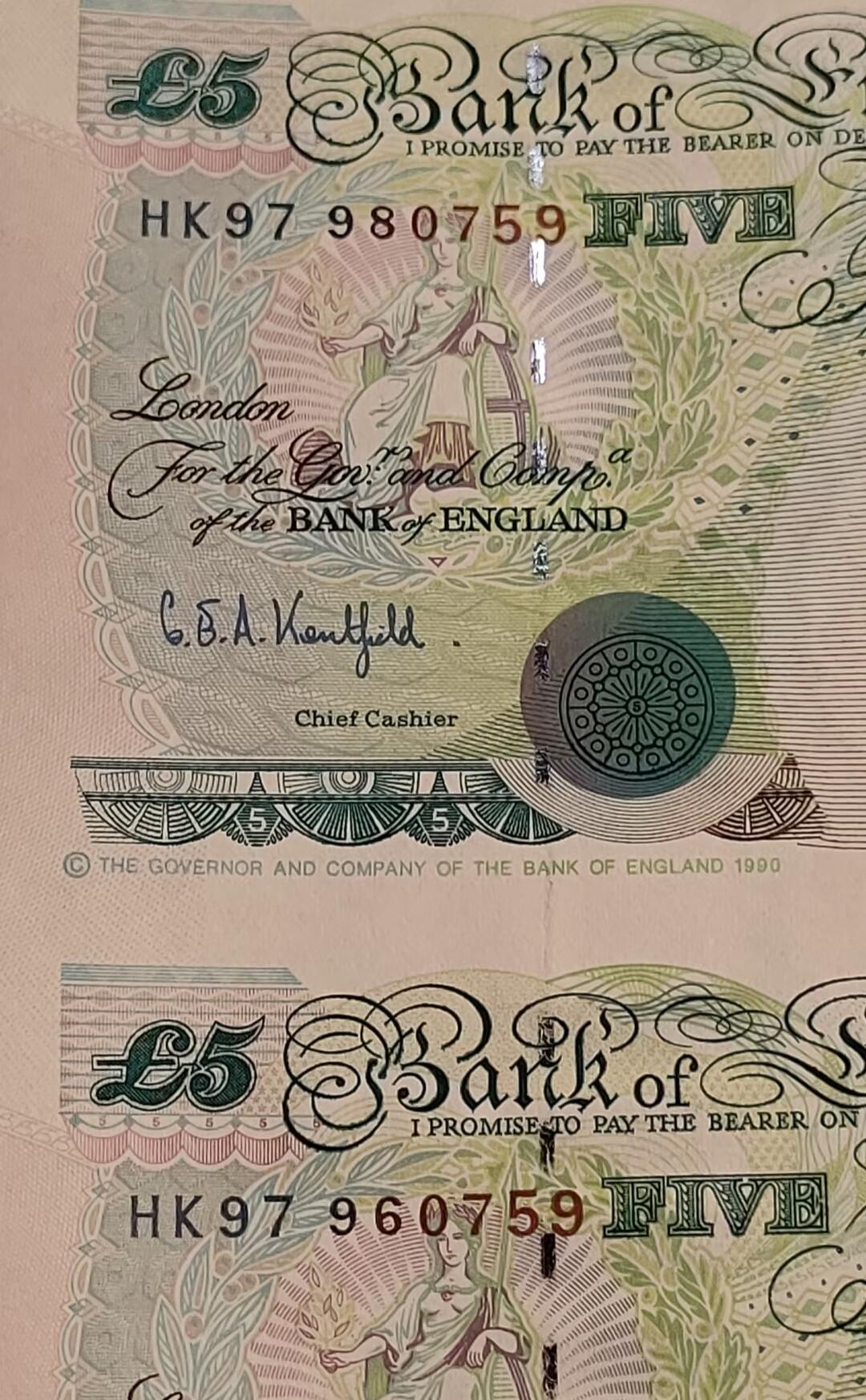 中外各国钞、纪念钞、券专场（第三十三场） 英国5镑97香港回归纪念双联全新老纸钞欧洲钱币 灯下有斑 介意勿拍