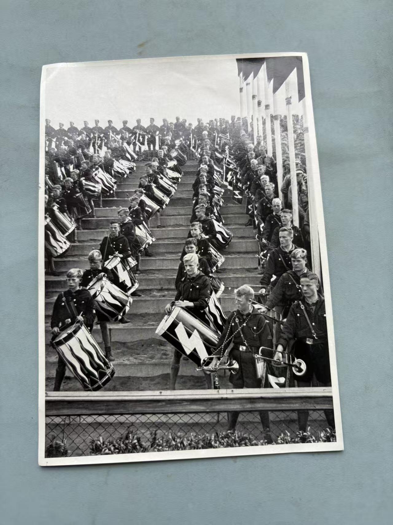 盛世勋华——号角文化勋章邮票专场拍卖第289期 德国（1939）1936年希特勒青年团集会纪念照片 海因里希·霍夫曼（小胡子私人摄影师）照片集