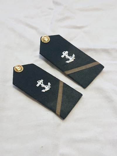 【第壹場】近代勋奖章徽章服饰杂项专场 - 民国海军官校生简章一副