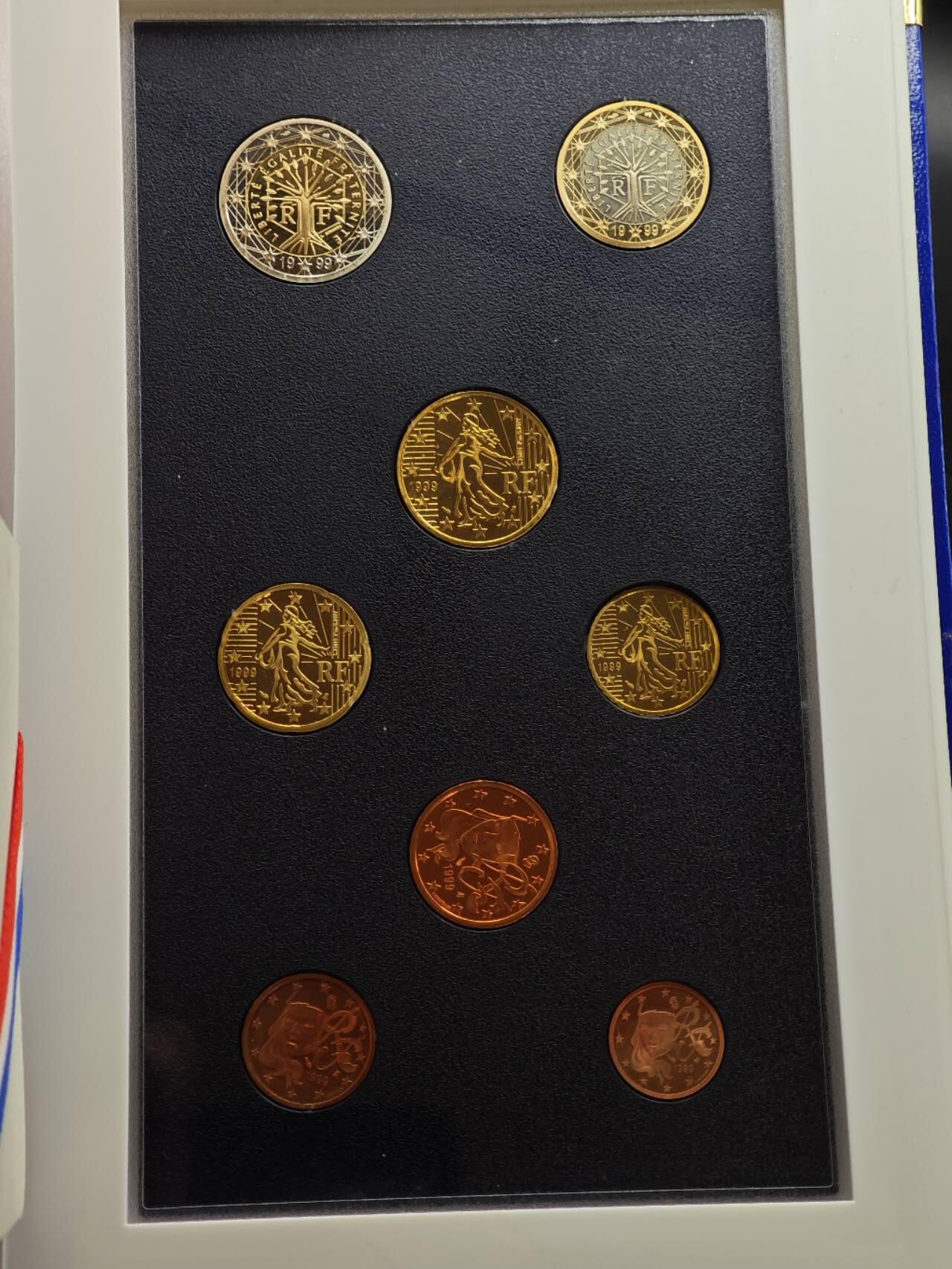 【淘币小摊】实时拍第七百九十五拍   银币套币场   满百包邮可预留二周 每周一统一发货   法国1999年精制欧元套币