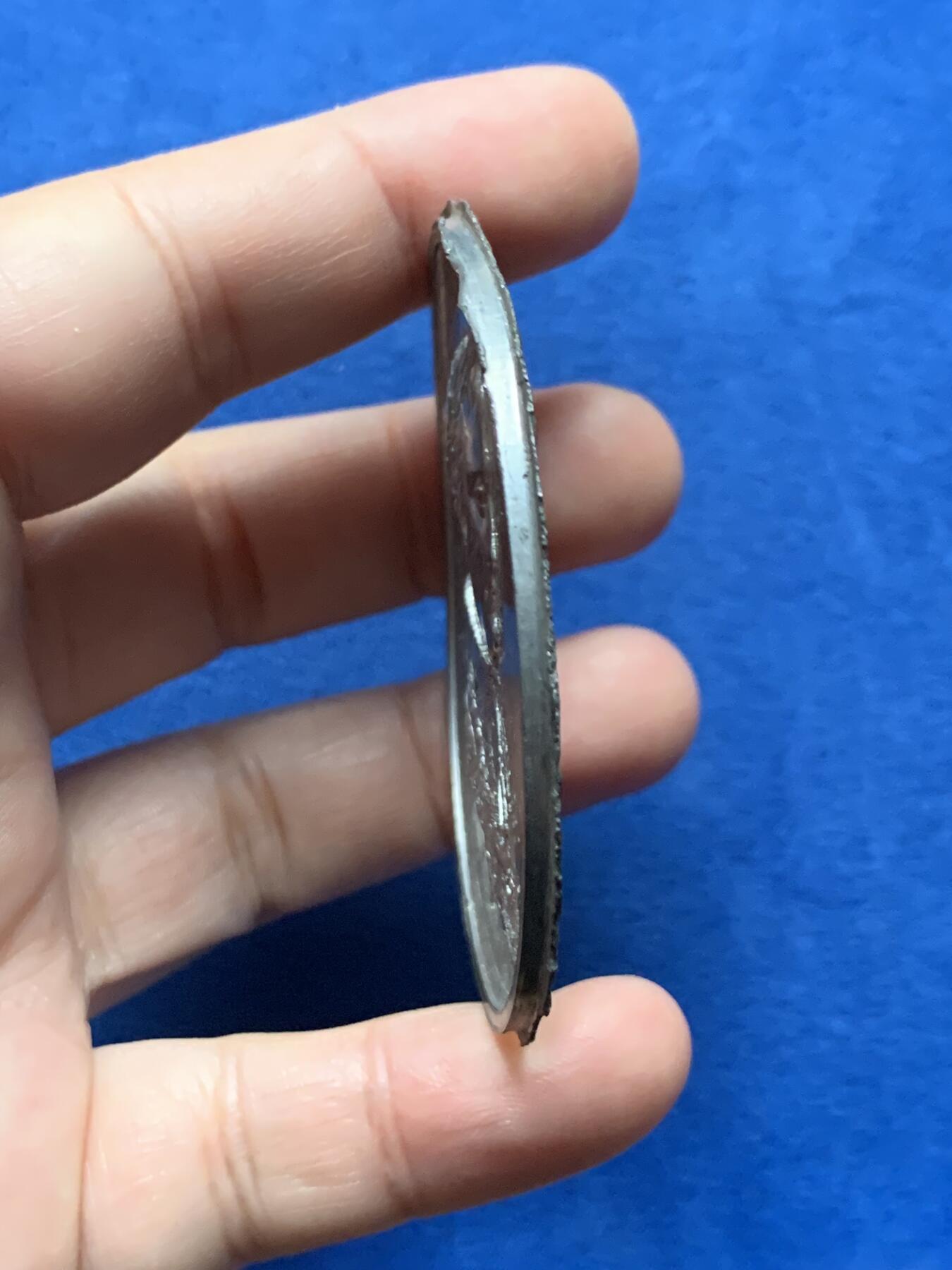 《竞宝斋》第437场 周日，周一2场连拍 （全场包邮） 法国拿破仑锡章 61mm 24.55克 有轻微不平 细节见图