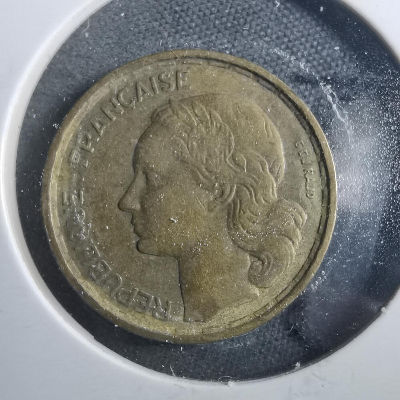 沼泽如烟--第899场 法国1953年10法郎B版