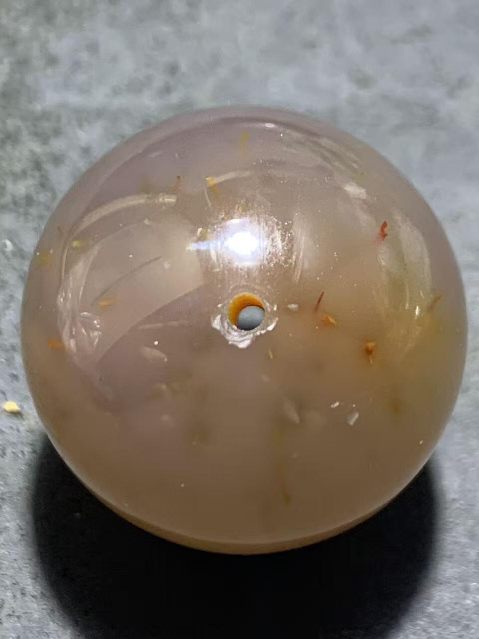 精美冻料草花纹高玉化战国红玛瑙圆珠一颗