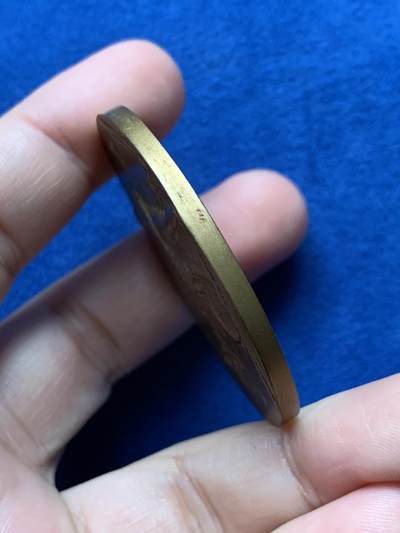 《竞宝斋》第437场 周日，周一2场连拍 （全场包邮） 法国1951年自行车联合会铜质奖章，46.2克，49.2mm，目测有镀金，细节见图