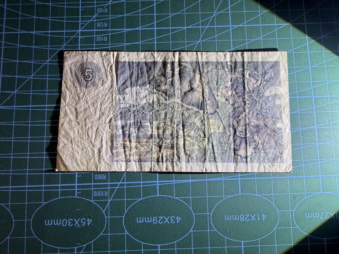 【炜奕收藏】，第五十期 1972年苏格兰克莱斯戴尔银行5镑，流通品相，早期年份少见