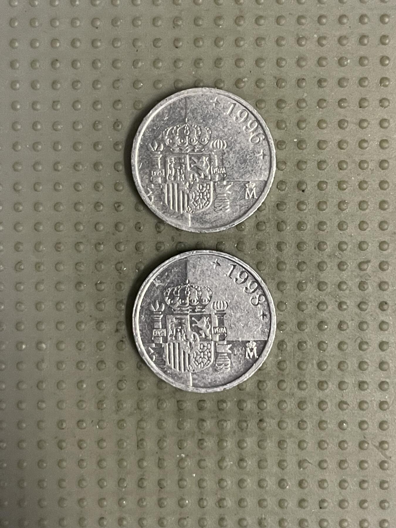 2025年第111场各国散币拍卖（总第111场） 西班牙1比赛塔2枚