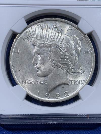 《竞宝斋》第437场 周日，周一2场连拍 （全场包邮） NGC MS64 美国1922年和平银币