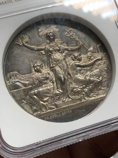 《竞宝斋》第437场 周日，周一2场连拍 （全场包邮） NGC MS63 法国1884鲁昂展览会纪念银章 42mm 丰饶角边铭 加厚盒