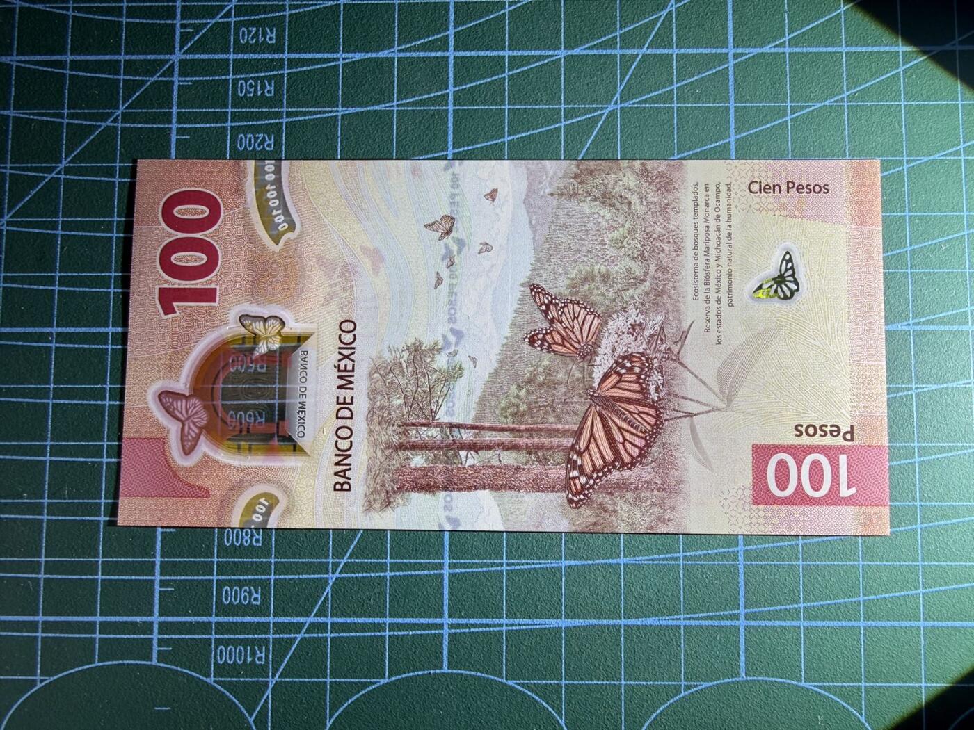 【炜奕收藏】，第五十期 2020年墨西哥100比索，UNC品相，号码无47