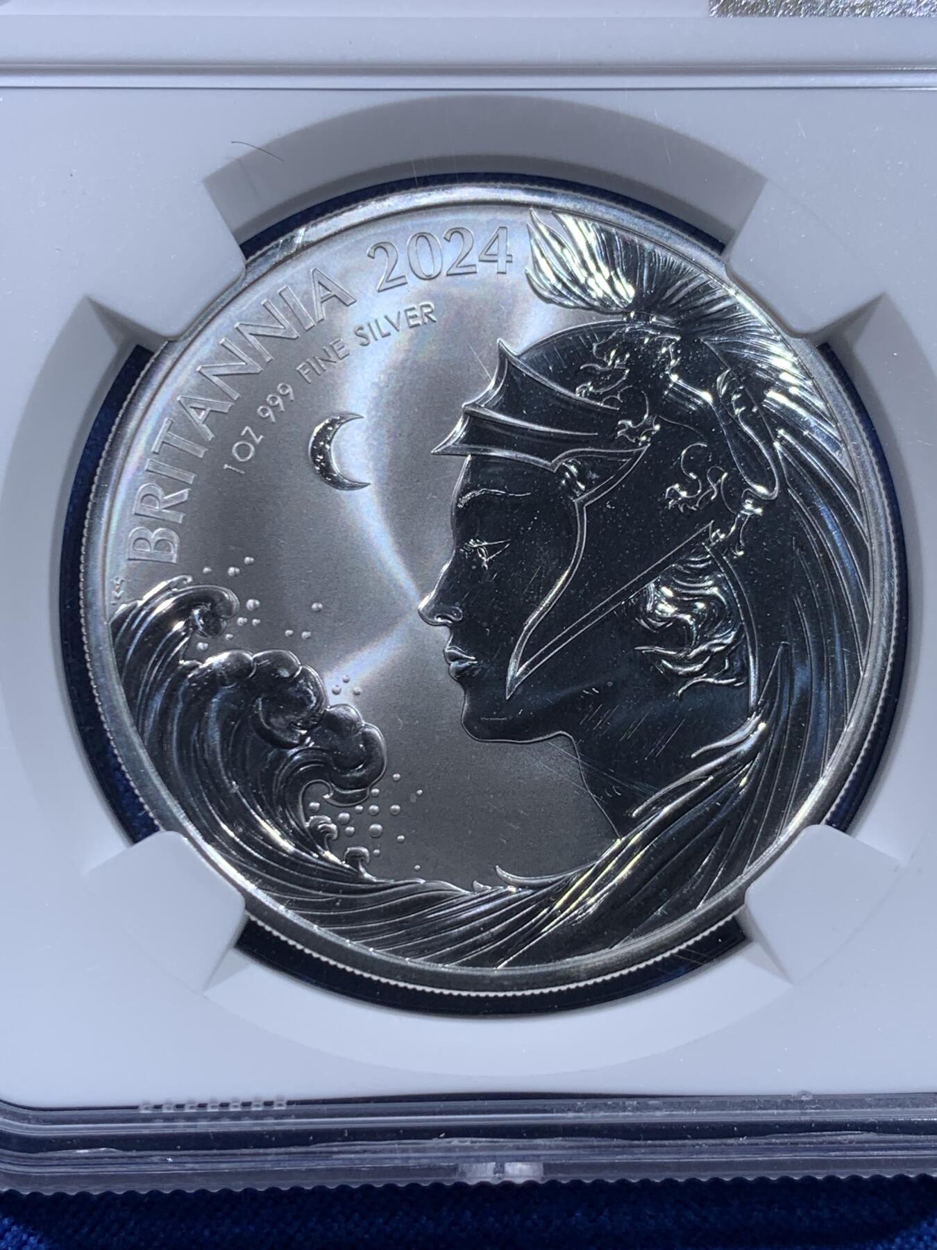 《竞宝斋》第437场 周日，周一2场连拍 （全场包邮） NGC REVERSE PF69 英国2024年不列颠女神2镑1盎司反向精制银币 极少见品种