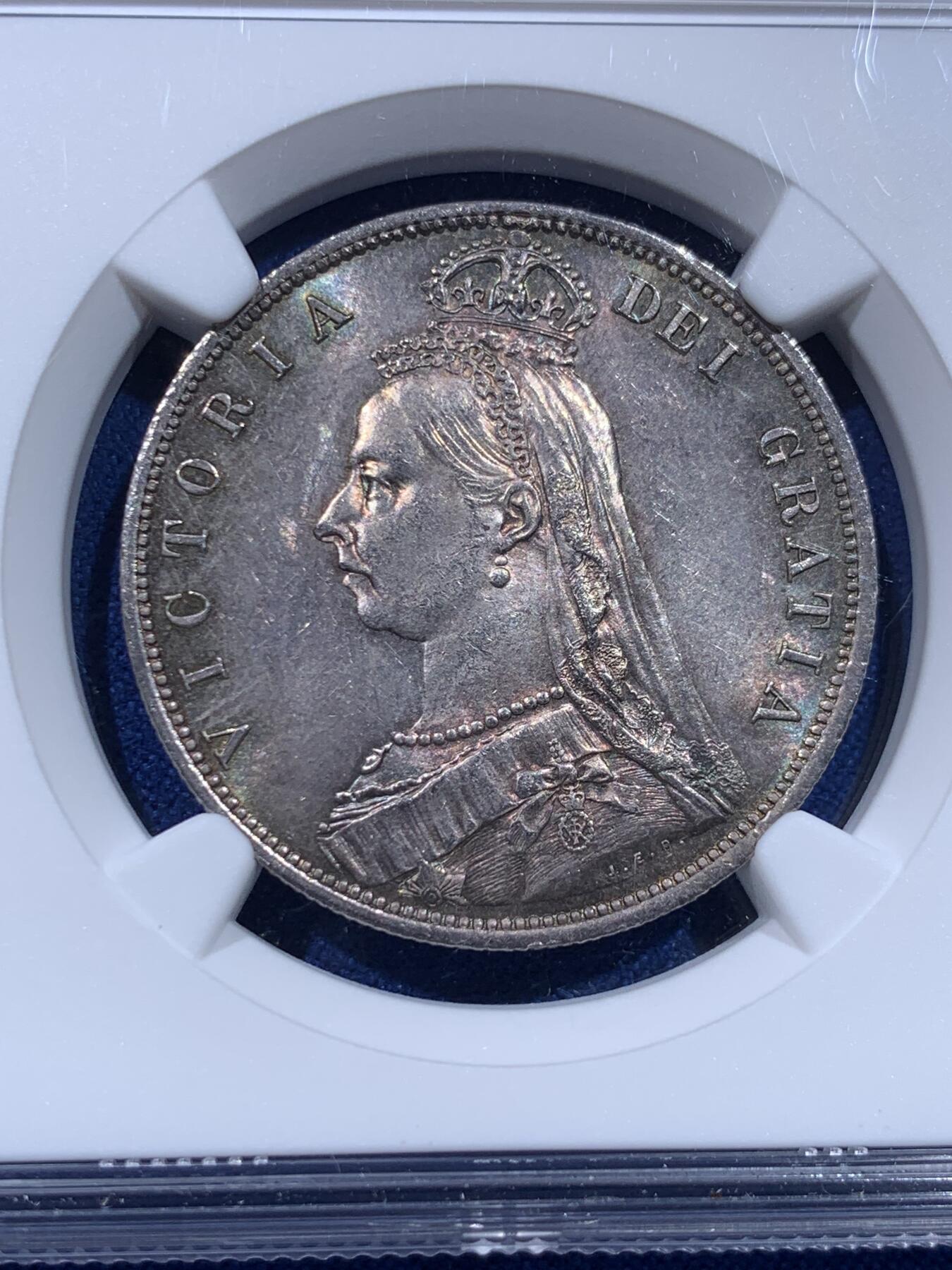 《竞宝斋》第437场 周日，周一2场连拍 （全场包邮） NGC MS63 1887年英国维多利亚高冠半克朗银币 车轮转光 非常漂亮的英伦原味五彩老包浆