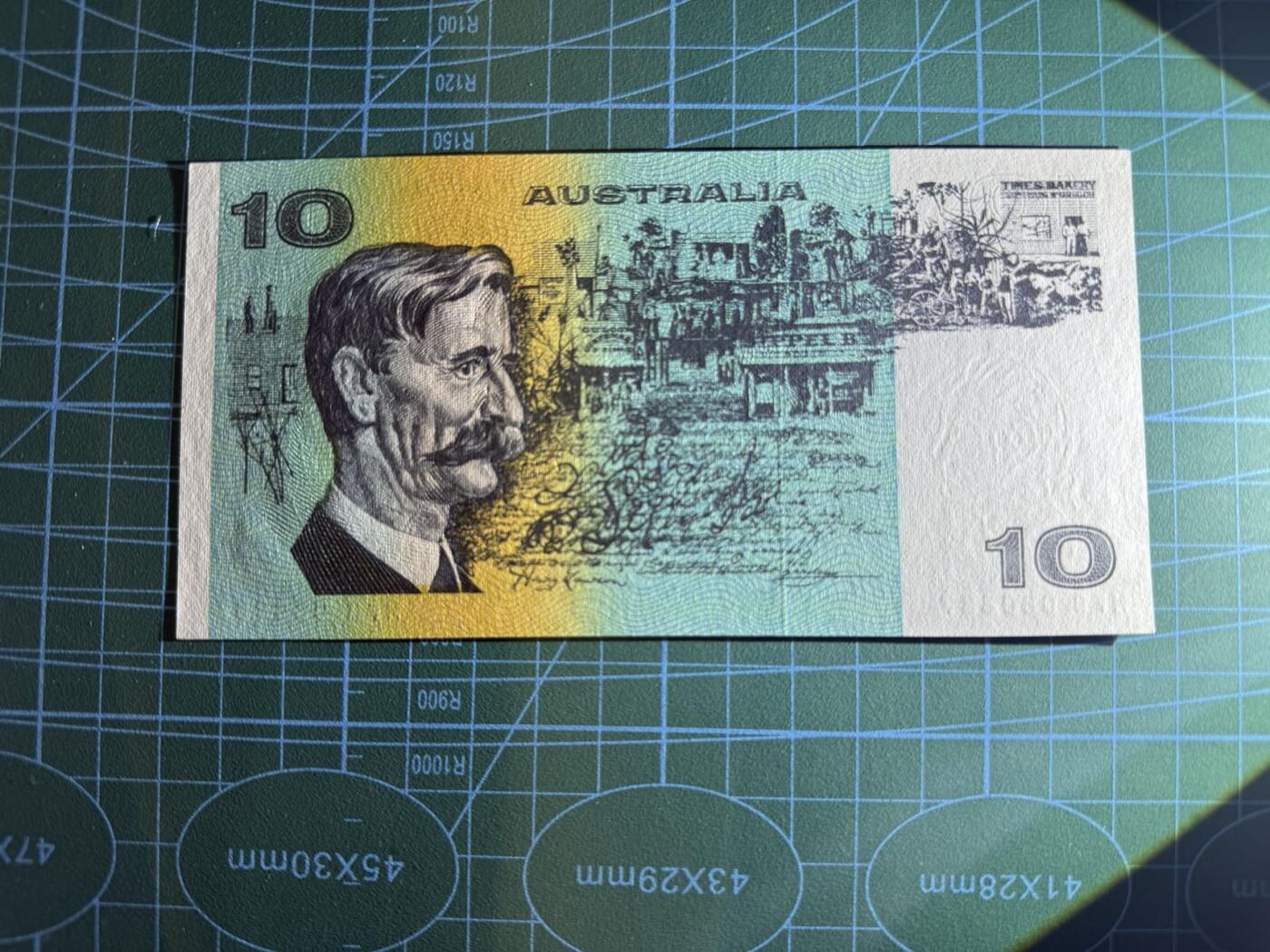 【炜奕收藏】，第五十期 1989年澳大利亚10元纸钞，UNC品相