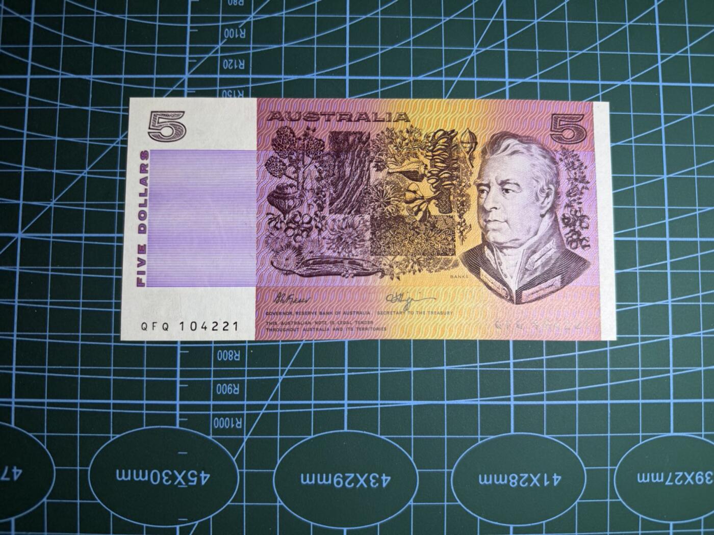 【炜奕收藏】，第五十期 1990年澳大利亚5元纸钞，UNC品相