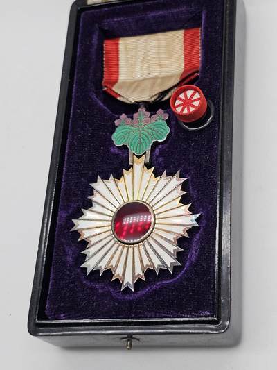 战时五等旭日章 银质珐琅带原盒抗战收藏 - 战时五等旭日章 银质珐琅带原盒抗战收藏