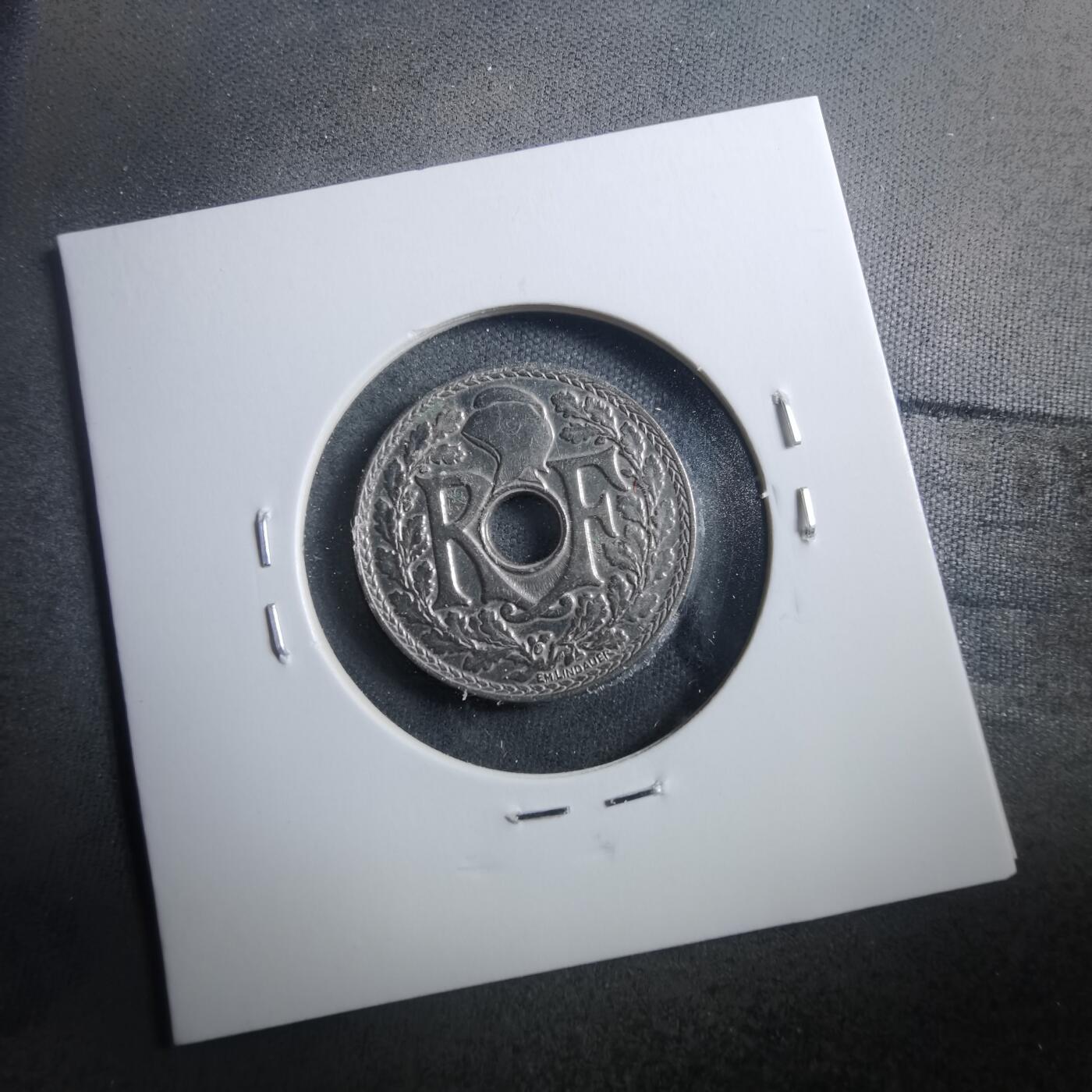 沼泽如烟--第899场 法国1937年十分