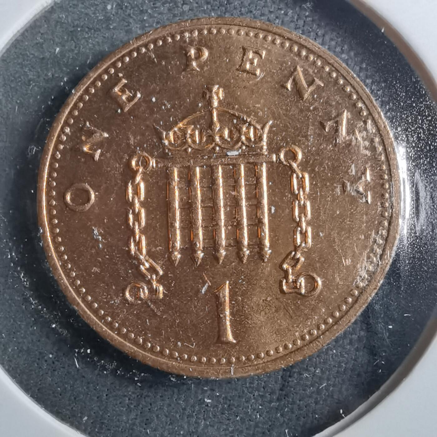 沼泽如烟--第899场 英国1989年1便士