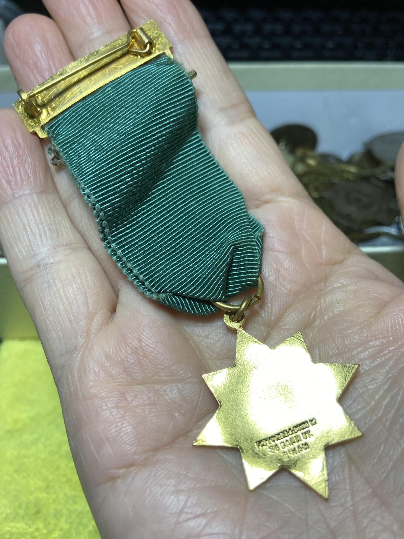 2025年第一百二十七场(总第一百五十三场）外国好品章牌、散币(免佣金) 英国🇬🇧皇家事故预防协会1958，1959年10年安全驾驶奖章，重15.97克