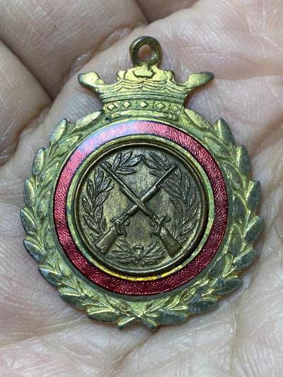 2025年第一百二十七场(总第一百五十三场）外国好品章牌、散币(免佣金) - 英国🇬🇧射击赛事奖牌，重12克