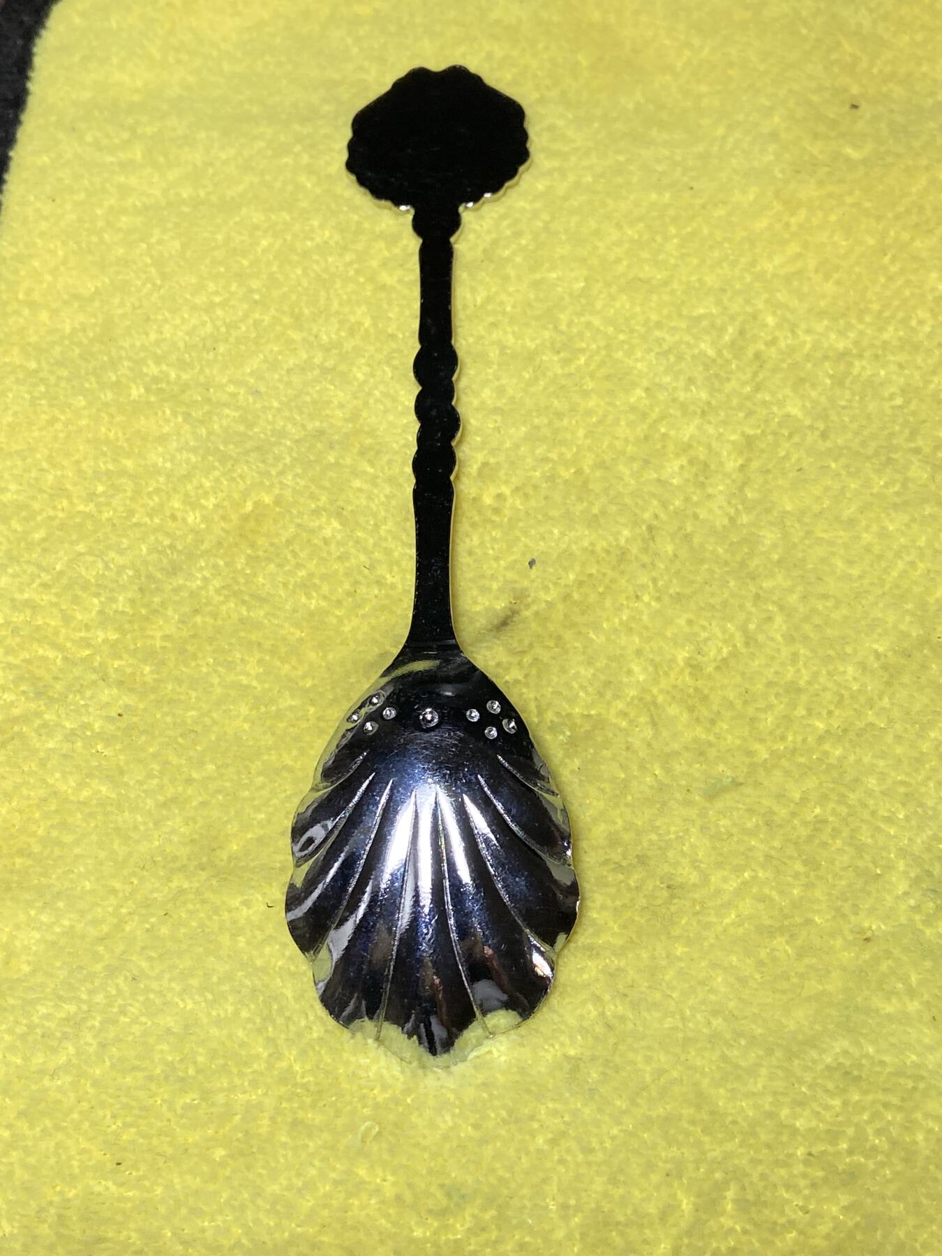 2025年第一百二十七场(总第一百五十三场）外国好品章牌、散币(免佣金) 英国🇬🇧镀铬不锈钢餐勺