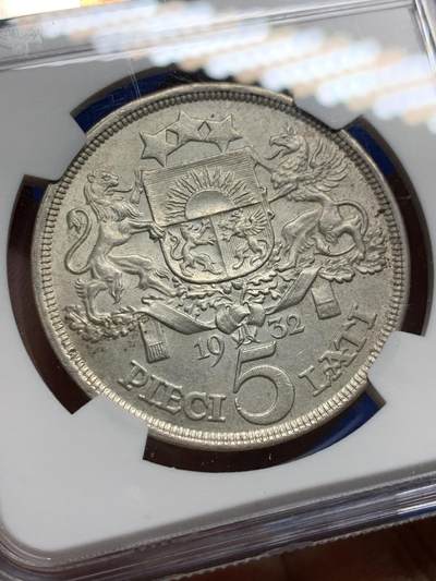 《竞宝斋》第437场 周日，周一2场连拍 （全场包邮） NGC MS62 拉脱维亚 1932年 女神 5拉特 银币 少见好品