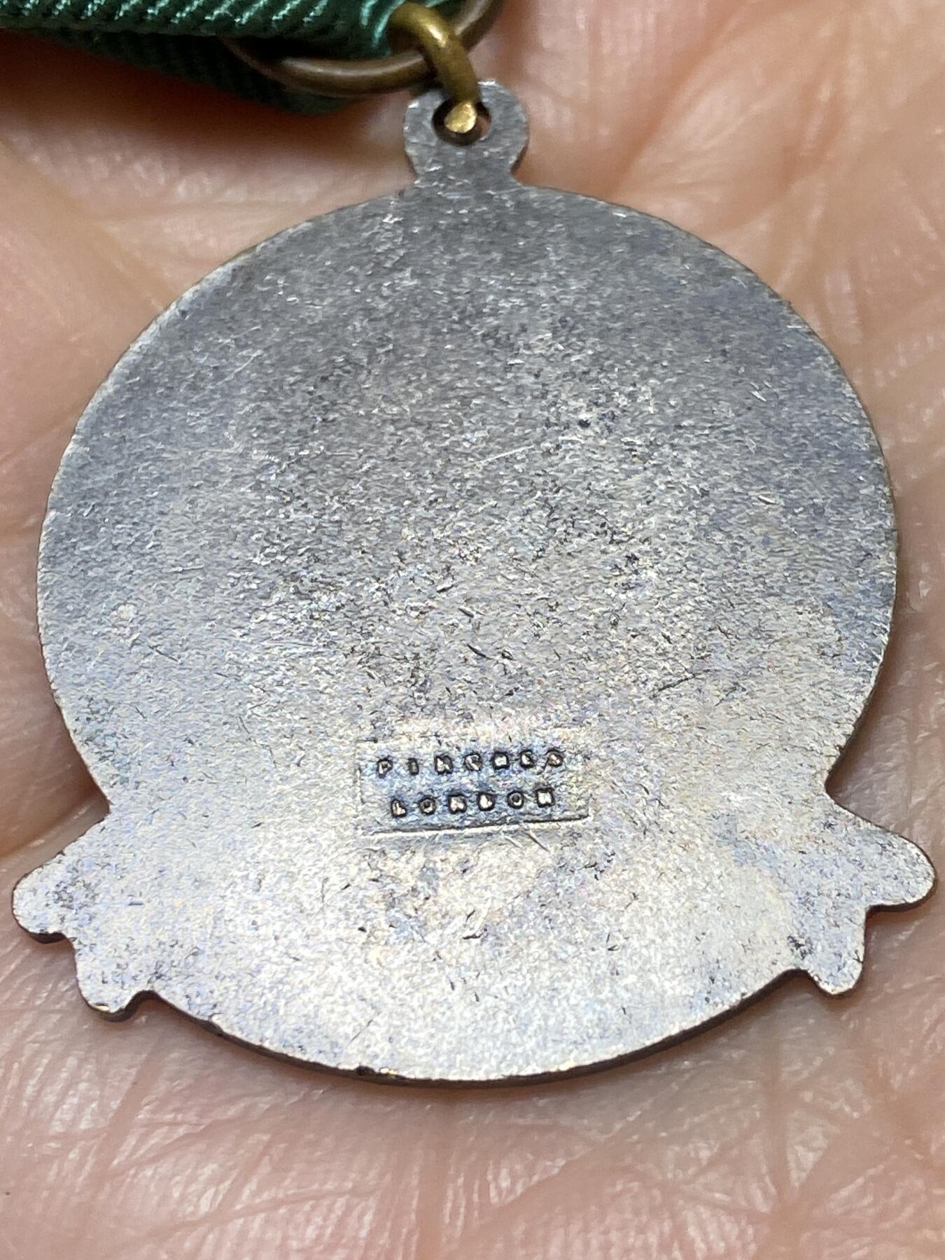 2025年第一百二十七场(总第一百五十三场）外国好品章牌、散币(免佣金) 英国🇬🇧皇家事故预防协会5年安全驾驶奖章(1972–1974年)，重23.98克