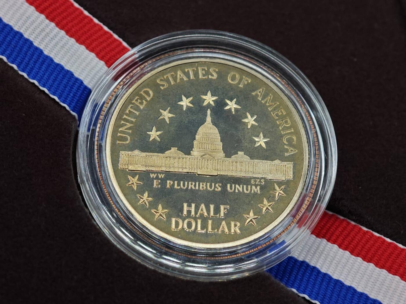 【淘币小摊】实时拍第七百九十五拍   银币套币场   满百包邮可预留二周 每周一统一发货   美国1989年宪法200周年纪念银币镍币套含一元银币26.7克900银 银价264