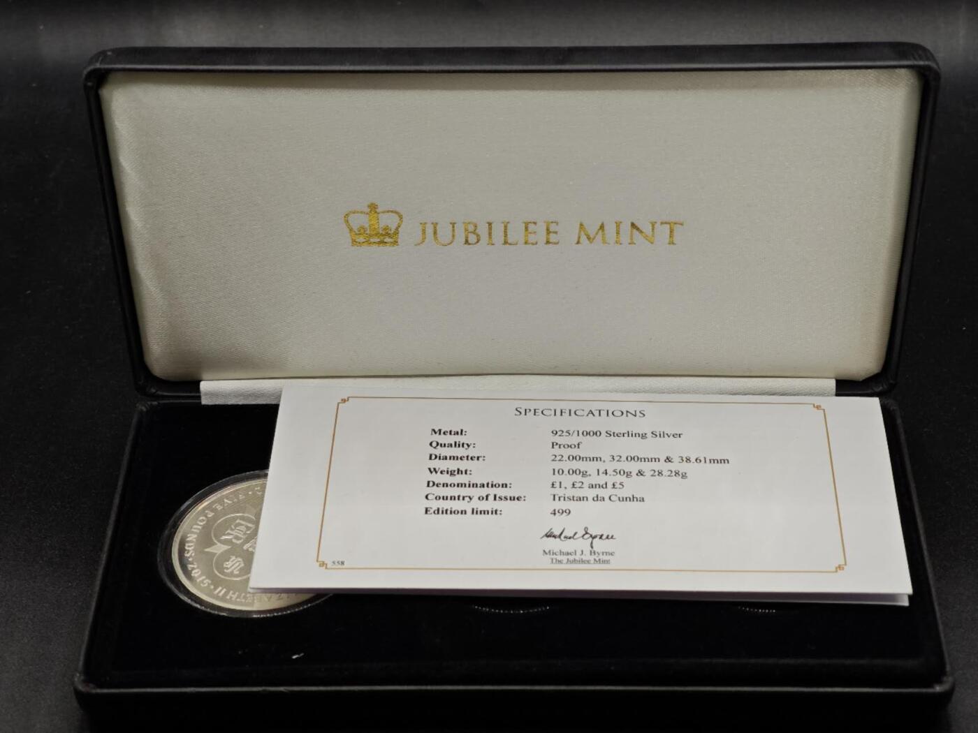 【淘币小摊】实时拍第七百九十五拍   银币套币场   满百包邮可预留二周 每周一统一发货   （罕见）特里斯坦-达库尼亚群岛（英属）2015年1/2/5英镑精制套币 伊丽莎白二世（统治期最长的君主） 总共52.78克925银 发行量499套 盒证全