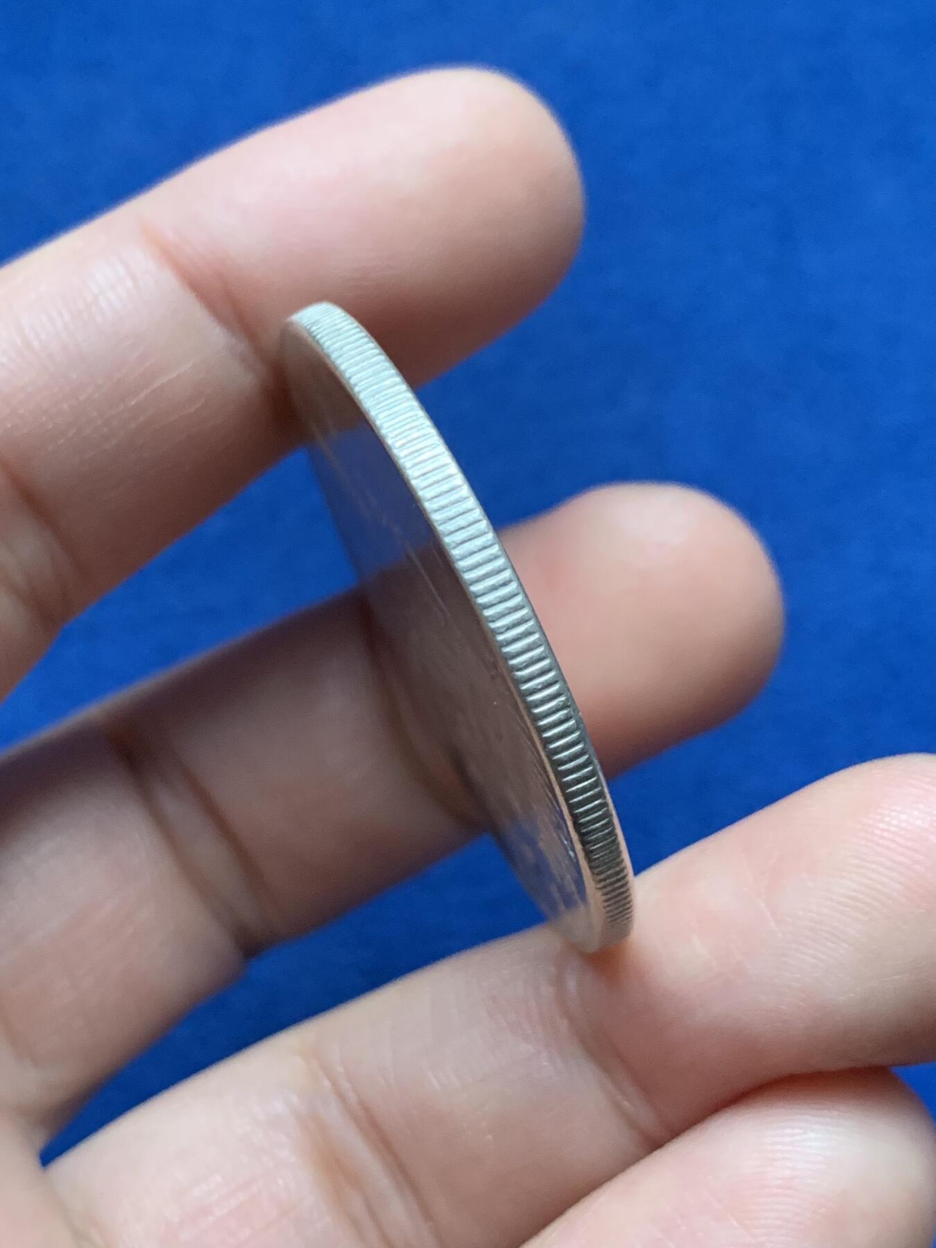 《竞宝斋》第437场 周日，周一2场连拍 （全场包邮） 美国 1926年 和平女神 1元 银币