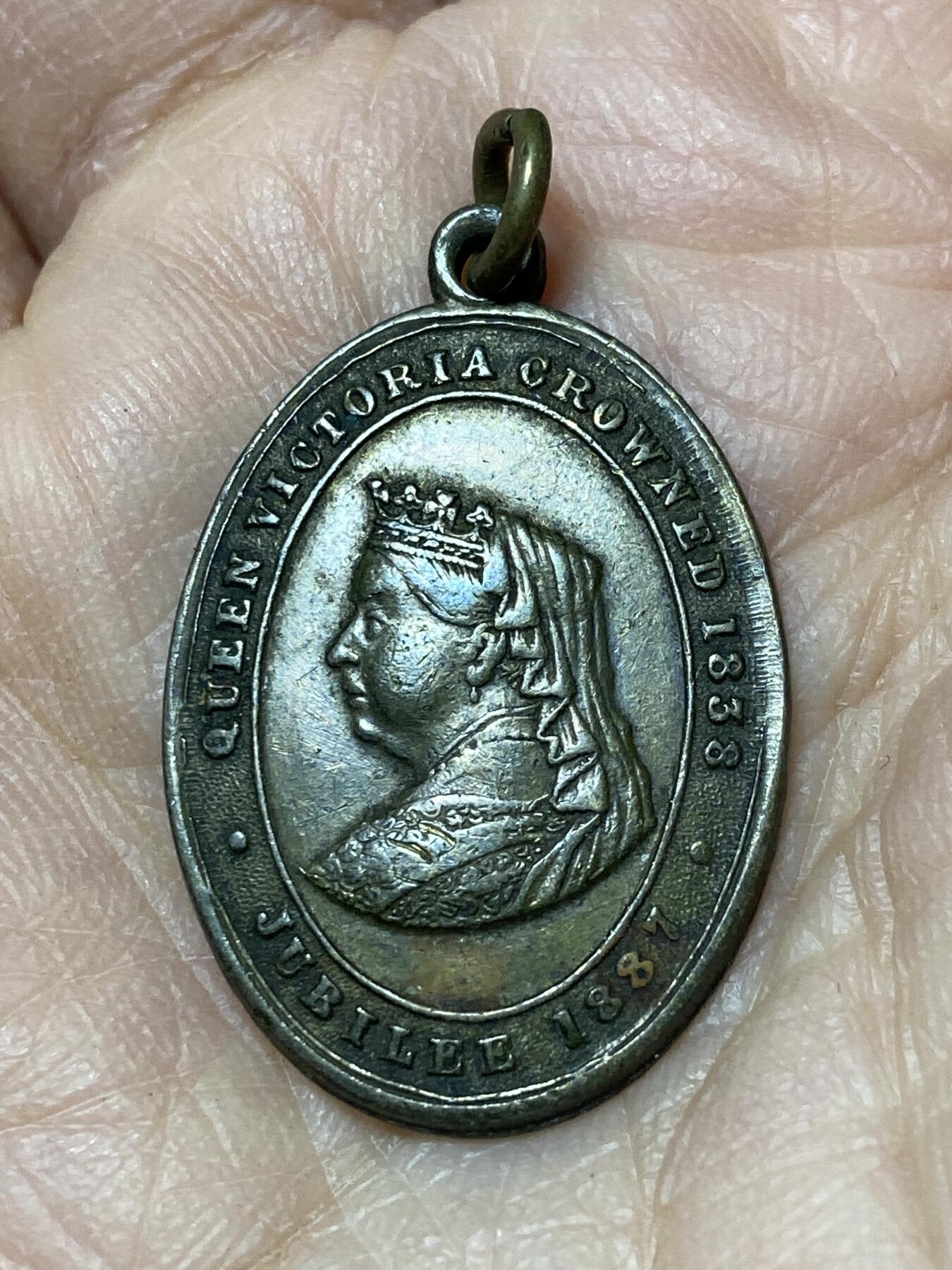 2025年第一百二十七场(总第一百五十三场）外国好品章牌、散币(免佣金)