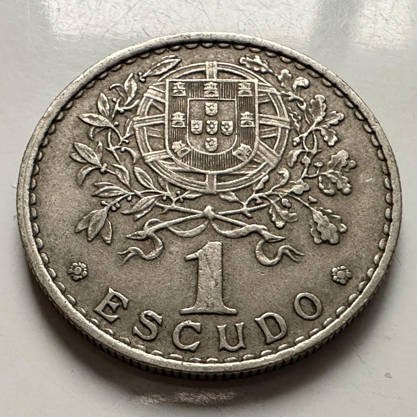 🌹外币初藏🌹🐯2025年第126场  每周二四六晚8️⃣点 接代拍 葡萄牙1966年一埃斯库多