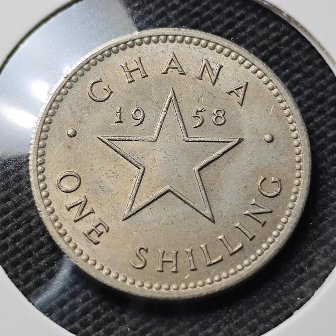 KK钱币收藏小铺  第368场  2月预留时间 周末发货  1958加纳1先令 好品