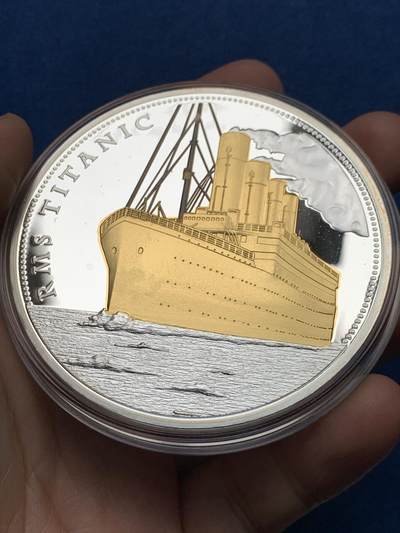 《竞宝斋》第437场 周日，周一2场连拍 （全场包邮） - 2012年泰坦尼克号遇难百年镀银铜章，69.6mm，117.3克，有说明书
