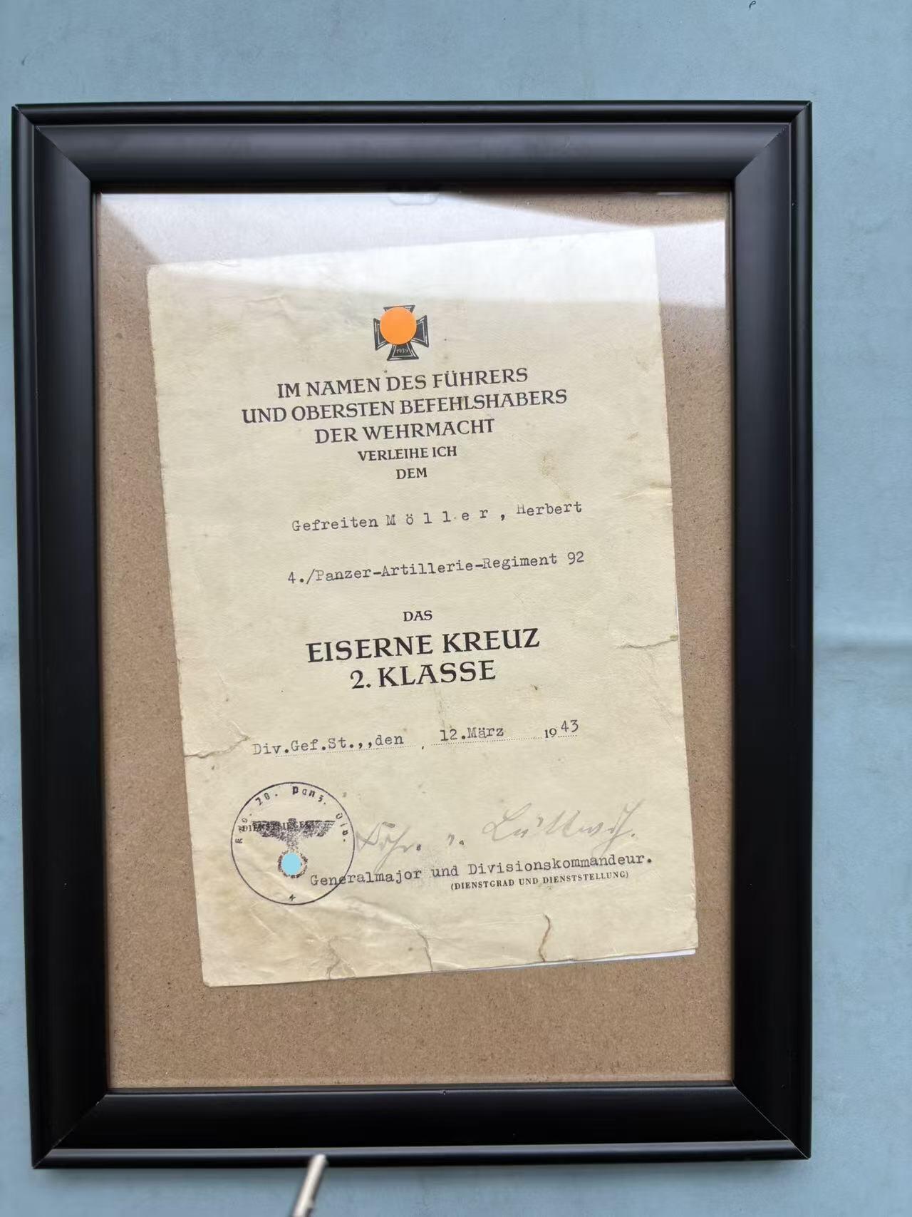 盛世勋华——号角文化勋章邮票专场拍卖第288期 德国（1939）二级铁十字勋章证书 授予第92装甲炮兵团赫伯特·莫勒下士 第20装甲师师长威廉·里特·冯·托马签名