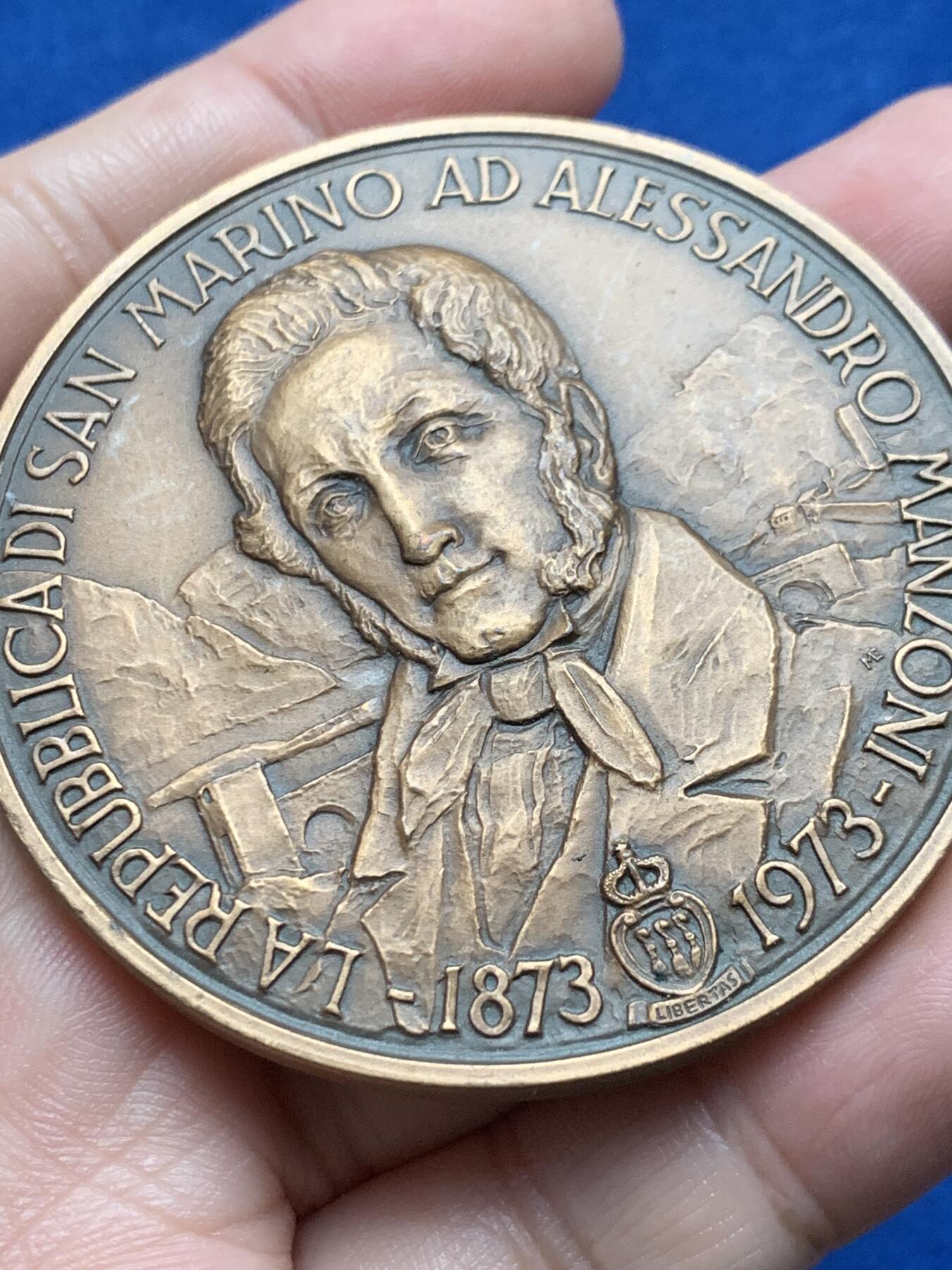 《竞宝斋》第437场 周日，周一2场连拍 （全场包邮） 文学巨匠亚历山德罗·曼佐尼纪念章 86.4克 59.8mm