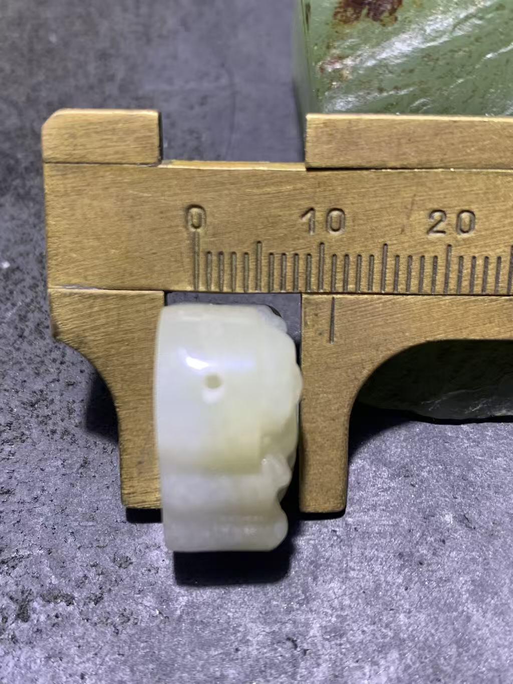 天然A货糯种翡翠雕刻通货弥勒佛吊坠一个！